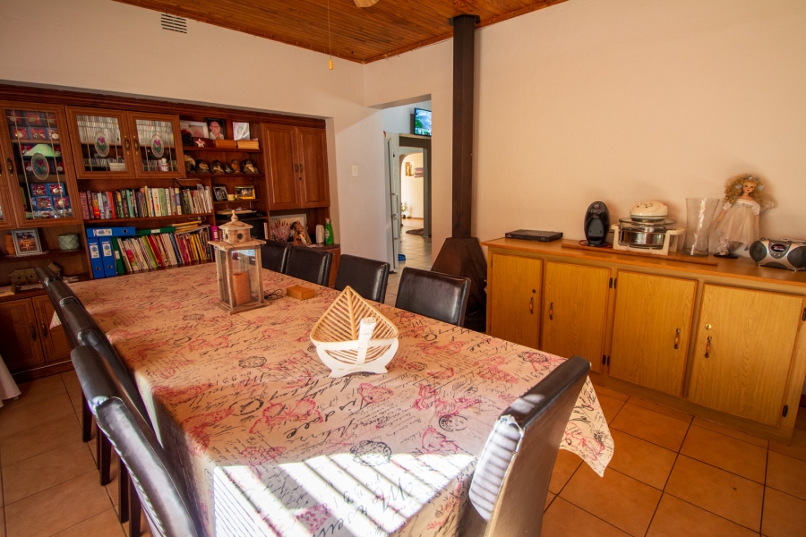 5 Bedroom Property for Sale in Middelpos Northern Cape